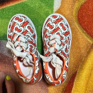 Burberry toddler shoe